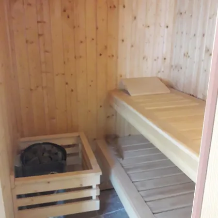 Claire Fontaine Apartamento