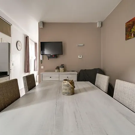 Apartamento Claire Fontaine *