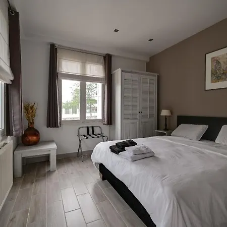 Claire Fontaine Appartement *